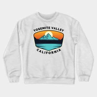 Yosemite Valley Ski Snowboard Mountain California Yosemite - Yosemite Valley California - Travel Crewneck Sweatshirt